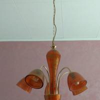 Lampadario color oro e rosso in vetro di murano