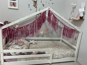 Lettino montessoriano per bimbini