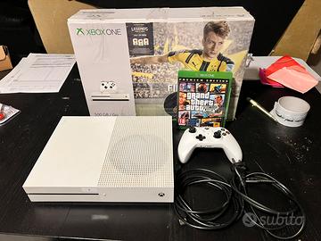 Console Xbox one S 500Gb bianco con GTA V