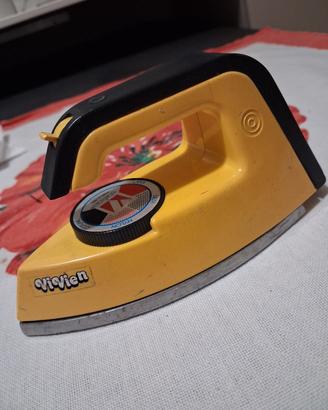 giocattolo ferro da stiro anni 80 giallo e nero