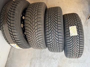 Gomme da neve con cerchi da 16 in ferro nuovi