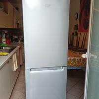 Frigorifero con congelatore