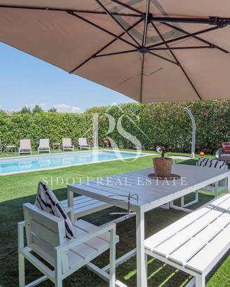 Villetta a schiera di 253 m² con 5 locali e box au
