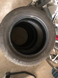 Gomme auto