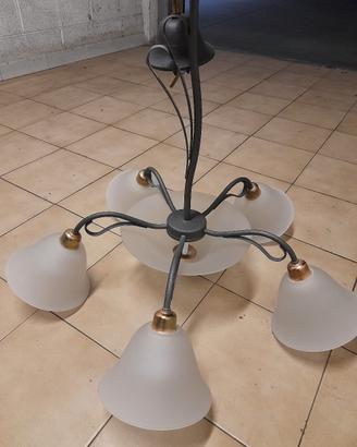 lampadario in ferro battuto