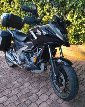 Honda NC750 DCT 2026 2500km tris valige