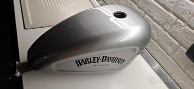 Serbatoio Harley Davidson sportster 883/1200