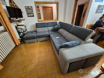 Divano blu/turchese familiare otto persone.