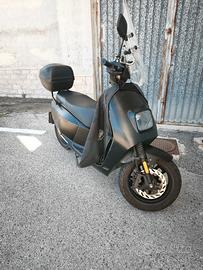 scooter elettrico 