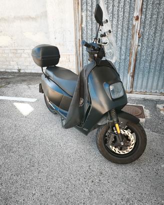 scooter elettrico 