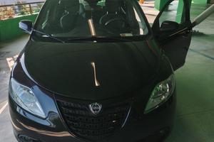 Lancia Y 