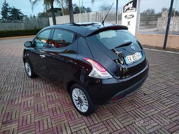 Lancia Ypsilon 1.3 DIESEL MULTIJET 95 CV PLATINUM