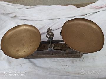 antica bilancia 2 piatti