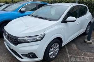 Musata completa dacia sandero streetway #032