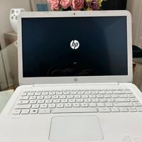 Portatile HP 4 Giga di Ram 64 giga di memoria