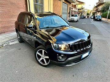 Jeep Compass Limited full optional