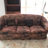 Divano tre posti di fabbricazione artigianale