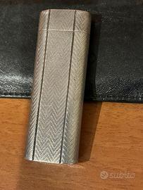 Accendino Cartier ovale argento vintage con custod