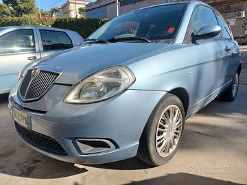 lancia ypsilon 1200 benzina
