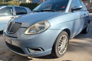 lancia ypsilon 1200 benzina