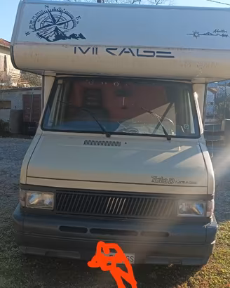Camper mansardato se