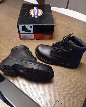 Dickies 
