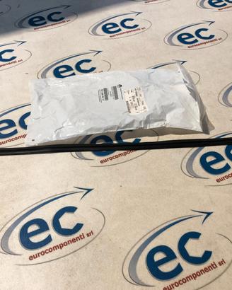 K05116265AC GUARNIZIONE LATERALE SX PARABREZZA FIA