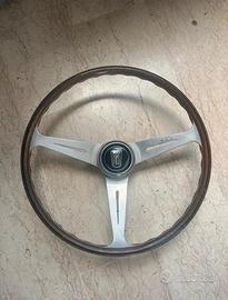 Volante in legno Nardi Torino per Fiat d’epoca