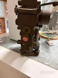 Binocolo da carro armato presumibilmente