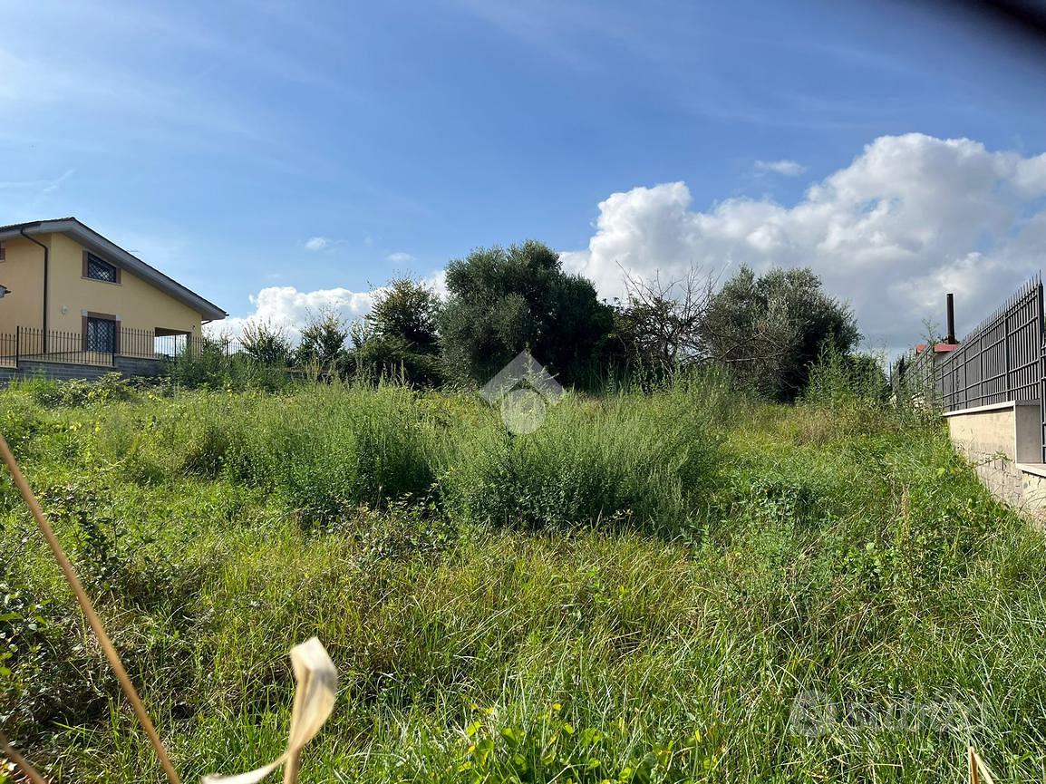 TER. RESIDENZIALE A ROMA - Vista 5