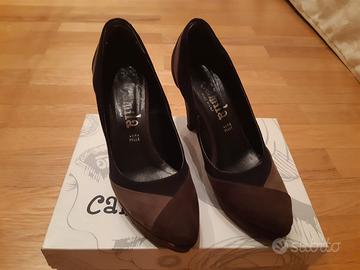 Scarpe donna colore marrone n.37