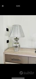 Lampada da tavolo