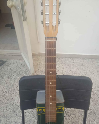 OilCan Guitar ( A Forma di tanica di olio d'oliva)