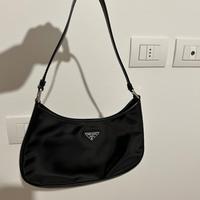Borsa Prada modello Cleo