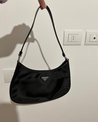 Borsa Prada modello Cleo