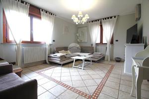 6 LOCALI A BRANDIZZO