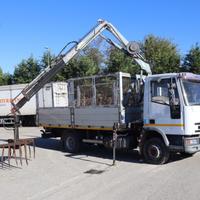 IVECO EUROCARGO 80 E 15 CON GRU E CARICATORE RAM