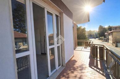 3 LOCALI A GASSINO TORINESE