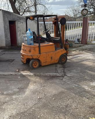 Carrello elevatore