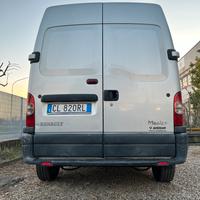 Renault master 2'5 FUSO