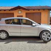 Opel Astra Cosmo 1.7 CDTI