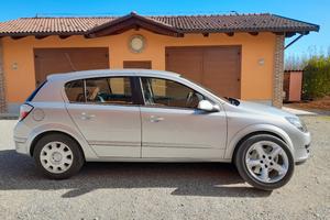 Opel Astra Cosmo 1.7 CDTI
