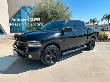 Dodge RAM V8 Diamond Anticipo €13.900 noleggio no 