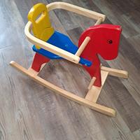 cavallo a dondolo in legno 
