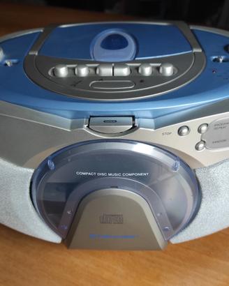 Radio registratore/CD vintage.