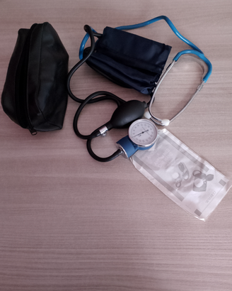 Misura pressione da braccio vintage