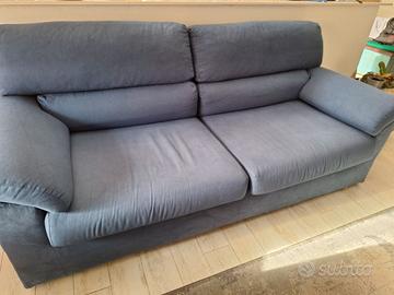 Divano-letto in buono stato L:200 cm P:95 cm