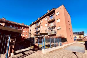 4 LOCALI LIBERO SUBITO CON RISCALDAMENTO AUTONOMO