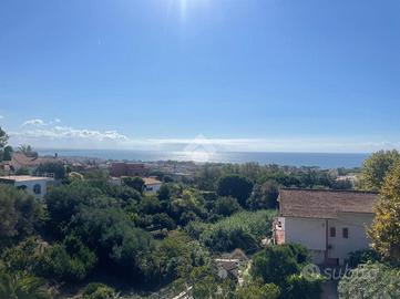 3 LOCALI A SANTA MARINELLA