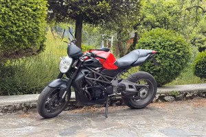 MV AUGUSTA BRUTALE 990R